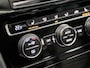 Volkswagen Golf Variant 2.0 TSI R 301Pk Automaat (PANORAMADAK, APPLE CARPLAY, NAVIGATIE, LEDER, KEYLESS, DYNAUDIO, CAMERA, ADAPTIVE CRUISE, MODE KNOP, GETINT GLAS, NIEUWSTAAT)
