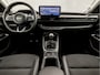 Jeep Avenger 1.2 Altitude Sport (APPLE CARPLAY, GROOT NAVI, 360 CAMERA, JBL AUDIO, STOELVERWARMING, SPORTSTOELEN, ADAPTIVE CRUISE, GETINT GLAS, KEYLESS, NIEUWSTAAT)