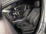 Mercedes-Benz B-klasse 250 e Business Solution AMG Premium PLUS | Panorama dak