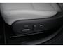 Hyundai Kona Electric Premium 65.4 kWh | Wit leder | 360 camera | Elektrische bedienbare voorstoelen | | Achterstoelen verwarmd | Airco (automatisch) | Audio installatie premium