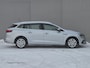 Renault Megane Estate 1.3 TCe 140 Equilibre / Trekhaak (1.700KG) / Pack Navigation / All-season banden / Climate control / Navigatie / Keyless Entry/Start / Parkeersensoren Voor/Achter /