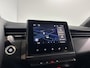 Renault Clio 90PK TCe Intens | Trekhaak | Climate Control | Camera | Parkeersensoren | Cruise Control | Apple CarPlay/Android Auto | Lichtmetalen Velgen | Full LED | Licht & Regen Sensor |