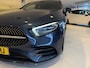Mercedes-Benz A-klasse 180 Business Solution Automaat / AMG styling / 18"LM / LED / Navi / Camera