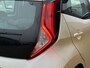 Toyota Aygo 1.0 VVT-i x-play | Carplay | Achteruitrijcamera | Airco | Automaat
