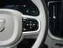 Volvo XC60 T6 AWD Ultra Bright | Luchtvering | Bowers & Wilkins | Panoramadak | 21" | 360° Camera | Stoelventilatie
