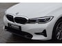 BMW 3-Serie Touring 330e Business Edition Plus | Leder | Stoelverwarming |