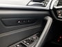 BMW 5-Serie 530e iPerformance Sport 252Pk Automaat (GROOT NAVI, MEMORY SEATS, LEDER, STOELVERWARMING, GETINT GLAS, CAMERA, COMFORTSTOELEN, ELEK ACHTERKLEP, NIEUWSTAAT)
