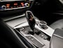BMW 5-Serie 530e iPerformance Sport 252Pk Automaat (GROOT NAVI, MEMORY SEATS, LEDER, STOELVERWARMING, GETINT GLAS, CAMERA, COMFORTSTOELEN, ELEK ACHTERKLEP, NIEUWSTAAT)