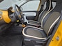Renault Twingo Z.E. R80 Intens Automaat / Accu SOH 96,74% / WLTP 186 km stad 261 km / Apple Carplay Android Auto / Cruise control / Achteruitrijcamera / Climate control / Navigatie / Parkeersensoren achter / Lichtmetalen wielen 15“ /