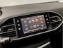 Peugeot 308 SW 1.2 PureTech Sport (PANORAMADAK, APPLE CARPLAY, GROOT NAVI, 360 CAMERA, SPORTSTOELEN, ADAPTIVE CRUISE, GETINT GLAS, TREKHAAK, NIEUWE APK, NIEUWSTAAT)