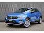 Volkswagen T-Roc 1.5 TSI 150pk DSG Sport | Panoramadak | Navigatie | Achteruitrijcamera