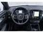 Volvo XC40 Plug-in Hybrid T5 Core | Trekhaak | Harman Kardon audio | Stoel- en stuurverwarming | Climate Control | Lane Keeping Assist | DAB | 18" velgen | Cruise control | Keyless | Elektrische stoelverstelling |
