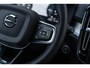 Volvo XC40 Plug-in Hybrid T5 Core | Trekhaak | Harman Kardon audio | Stoel- en stuurverwarming | Climate Control | Lane Keeping Assist | DAB | 18" velgen | Cruise control | Keyless | Elektrische stoelverstelling |