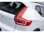 Volvo XC40 Plug-in Hybrid T5 Core | Trekhaak | Harman Kardon audio | Stoel- en stuurverwarming | Climate Control | Lane Keeping Assist | DAB | 18" velgen | Cruise control | Keyless | Elektrische stoelverstelling |
