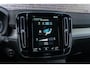Volvo XC40 Plug-in Hybrid T5 Core | Trekhaak | Harman Kardon audio | Stoel- en stuurverwarming | Climate Control | Lane Keeping Assist | DAB | 18" velgen | Cruise control | Keyless | Elektrische stoelverstelling |