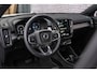 Volvo XC40 Plug-in Hybrid T5 Core | Trekhaak | Harman Kardon audio | Stoel- en stuurverwarming | Climate Control | Lane Keeping Assist | DAB | 18" velgen | Cruise control | Keyless | Elektrische stoelverstelling |