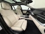 BMW 5-Serie Touring 550i High Executive Panoramadak | HUD | ACC | DVD achter