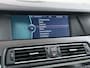 BMW 5-Serie Touring 550i High Executive Panoramadak | HUD | ACC | DVD achter
