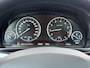 BMW 5-Serie Touring 550i High Executive Panoramadak | HUD | ACC | DVD achter