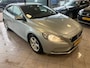 Volvo V40 1.6 D2 Kinetic ACHTERUIT RIJ CAM NW APK BJ 2013 !!!