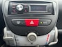 Peugeot 107 1.0-12V XS 4 nieuwe banden airco