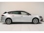 Renault Megane Estate 1.3 TCe 140 Techno | Climate control | Camera | Trekhaak | AppleCarplay AndroidAuto | LED koplampen | All season banden | Navigatie |