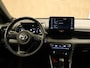 Toyota Yaris 1.5 Hybrid Executive - CRUISE CONTROL ADAPTIEF - CLIMATE CONTROL - APPLE CARPLAY/ANDROID AUTO - CAMERA - EXTRA GETINT GLAS - STOELVERWARMING VOORZIJDE - KEYLESS ENTRY/START