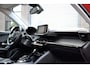 Peugeot 2008 1.2 PureTech Allure Automaat | Navi | Trekhaak | 360 Camera