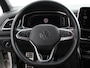 Volkswagen T-Roc 1.5 TSI R-Line+ Climate control | Adaptieve cruise control | LED | Navigatie | Achteruitrijcamera | Parkeersensoren | Apple Carplay/ Android Auto | Radio