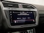 Volkswagen Tiguan 1.5 TSI R-Line Sport 150Pk Automaat (2X R-LINE, PANORAMADAK, NIEUW MODEL, VIRTUAL COCKPIT, IQ LIGHT, HEAD-UP DISPLAY, DYNAMISCHE KNIPPERLICHTEN, APPLE CARPLAY, CAMERA, KEYLESS, NIEUWSTAAT)