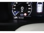 Volvo XC90 T8 Twin Engine Momentum | 7P | Panoramadak | Head-Up | 360° Camera | Trekhaak | Stoel+Stuurverwarming