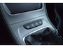 Opel Astra 1.0 Business+ Sportstoelen | Schuifdak | Parkeersensoren voor+achter