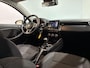 Renault Clio 90PK TCe Zen | Navi | Airco | Cruise Control | Parkeersensoren | Apple CarPlay/Android Auto | Licht Sensor | Full LED | Elektrische Ramen & Spiegels |