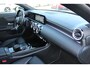 Mercedes-Benz CLA 200 AUT7 Luxury Line PANORAMADAK LEDER SFEER CARPLAY KEY-LESS GO MULTIBEAM 18''