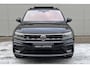 Volkswagen Tiguan Allspace 1.5 TSI Highline Business R 7-persoons / Nederlandse Auto / Apple Car Play en Navigatie / Electrisch schuifdak / Volledig digitaal dashboard / Electrische achterklep / Stoelverwarming voor / Stuurverwarming / Massage stoelen voor