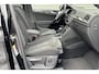 Volkswagen Tiguan Allspace 1.5 TSI Highline Business R 7-persoons / Nederlandse Auto / Apple Car Play en Navigatie / Electrisch schuifdak / Volledig digitaal dashboard / Electrische achterklep / Stoelverwarming voor / Stuurverwarming / Massage stoelen voor