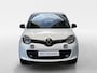 Renault Twingo 90PK TCe Série Signature VIVA | Turbo Motor | Navi | Camera | Bluetooth | Climate Control | Parkeersensoren | 16" Lichtmetalen Velgen | Leder Stuurwiel | Cruise Control | Licht & Regen Sensor | Half Leder |