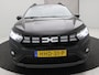 Dacia Jogger 1.6 Hybrid 140 Expression 7-pers. AUTOMAAT / Trekhaak / 7-persoons / Navigatie middels Apple Carplay & Android Auto / Cruise control / Airco / Fabrieksgarantie tot 12-03-2032 /