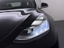 Tesla Model 3 RWD Plus 325PK Lmv 18" AutoPilot Leder Panoramadak Adaptive-Cruise Camera's Elektr.-Stuur+Stoelen+Spiegels+Geheugen+Easy-Entry+Verwarmde stoelen Park assistent Pdc WIFI Lane-Assist Speed-Assist Navi LED ACC DAB Voorverwarmen interieur via App Keyless One-Pedal-Drive Origineel Nederlandse Auto