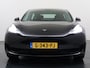 Tesla Model 3 RWD Plus 325PK Lmv 18" AutoPilot Leder Panoramadak Adaptive-Cruise Camera's Elektr.-Stuur+Stoelen+Spiegels+Geheugen+Easy-Entry+Verwarmde stoelen Park assistent Pdc WIFI Lane-Assist Speed-Assist Navi LED ACC DAB Voorverwarmen interieur via App Keyless One-Pedal-Drive Origineel Nederlandse Auto