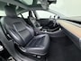 Tesla Model 3 RWD Plus 325PK Lmv 18" AutoPilot Leder Panoramadak Adaptive-Cruise Camera's Elektr.-Stuur+Stoelen+Spiegels+Geheugen+Easy-Entry+Verwarmde stoelen Park assistent Pdc WIFI Lane-Assist Speed-Assist Navi LED ACC DAB Voorverwarmen interieur via App Keyless One-Pedal-Drive Origineel Nederlandse Auto