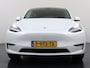 Tesla Model Y Long Range AWD 75kWh Trekhaak SOH 91% Warmtepomp Autopilot Leder Panoramadak Elektr.Stuur+Stoel+Verwarmd Navi Ecc Premium Audio Keyless Privacyglas 4WD Camera's Elektr.AchterKlep Parkeer Assistent Sentry-Mode Bluetooth Dodehoek detector Connected services AMD-Ryzen Processor™ 1e Eigenaar 1.600kg Trekvermogen Origineel Nederlandse Auto Garantie op Batterij en Motor tot 29-6-2030 max. 192.000km