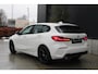 BMW 1-Serie 118i Executive Edition | Black Pack | Sportstoelen | PDC V+A | Digi Dash | CarPlay |