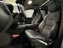Volvo XC60 2.0 T6 Plug-in hybrid AWD Essential Edition Bright | Lederen bekleding | Adaptieve Cruise | Panoramadak | BLIS | 18" Lichtmetalen velgen | Achterbank verwarmd | Achteropkomend verkeer waarschuwing | Achteruitrijcamera