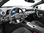 Mercedes-Benz A-klasse 180 Star Edition AMG Line Plus | Panorama - Schuifdak | Trekhaak Wegklapbaar | Head-Up Display | 360° Camera | Memorystoelen | Multibeam Led | Verwarmd Stuurwiel