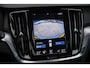 Volvo V60 2.0 B3 Momentum Advantage | Parkeer Camera | 17" Lichtmetalen Velgen | Stoel en Stuurverwarming | Parkeersensoren Voor en Achter |