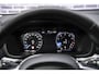 Volvo V60 2.0 B3 Momentum Advantage | Parkeer Camera | 17" Lichtmetalen Velgen | Stoel en Stuurverwarming | Parkeersensoren Voor en Achter |