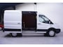 Ford Transit 2.0 TDCI 130 pk Automaat L2H2 Trend Navi, Camera NAP, Laadruimte Pakket, PDC V+A, 3-Zits