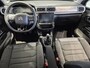 Citroën C3 1.2 PureTech C-Series | Climate Control | Navigatie via Apple Carplay of Android Auto | Parkeersensoren achter| Cruise Control | Interieur met Houtlook en Frisse kleuren !!