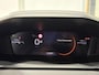 Peugeot 2008 1.2 Hybrid 145 Allure Automaat / Navigatie full map / Keyless / Cruise control / etc..